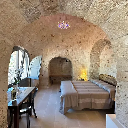 לינה וארוחת בוקר Masseria Mazzalorsa *