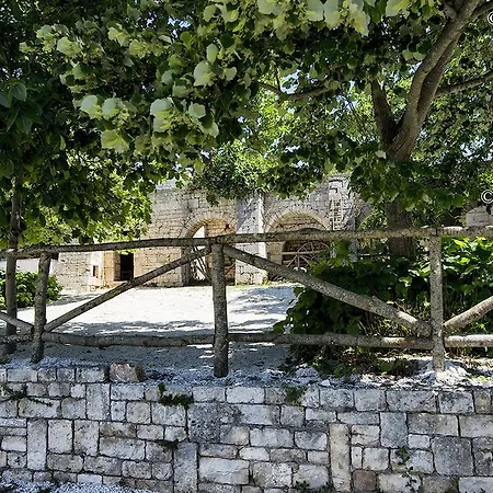 לינה וארוחת בוקר Masseria Mazzalorsa אלברובלו
